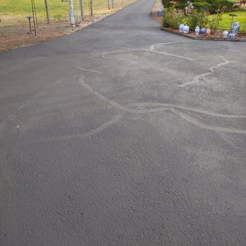 Extreme Sealcoating & Paving - residential 10'x300' driveway and 50'50' parking lot. - Masonry/Concrete Near Me Extreme Sealcoating & Paving - residential 10'x300' driveway and 50'50' parking lot. - Masonry/Concrete Near Me