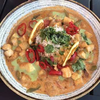 Top Hat - Red Pineapple Curry - Bars Near Me - Missoula, Montana Top Hat - Red Pineapple Curry - Bars Near Me - Missoula, Montana