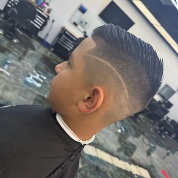 Madrid Cutz - Barbers Near Me - Auburn, Washington Madrid Cutz - Barbers Near Me - Auburn, Washington