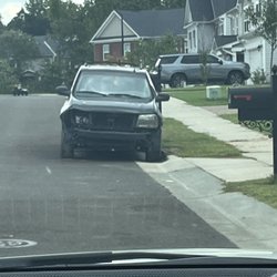 Elite Management Professionals - Apparently broken down wrecked vehicles are ok and great for property values.