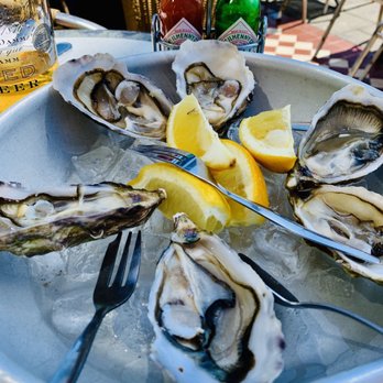 Regency Restaurant - 1/2 dozen oysters - Seafood Near Me - Brighton, BNH Regency Restaurant - 1/2 dozen oysters - Seafood Near Me - Brighton, BNH
