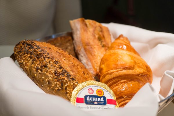 Photo of Claus - La Table du Petit-Déjeuner - Paris, 75, FR. Wonderful bread and butter