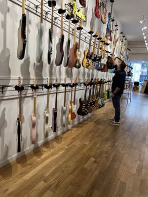 Chicago Music Exchange by null