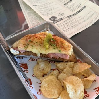 El Chato - Jamón con Brie - Wine Bars Near Me - San Francisco, California