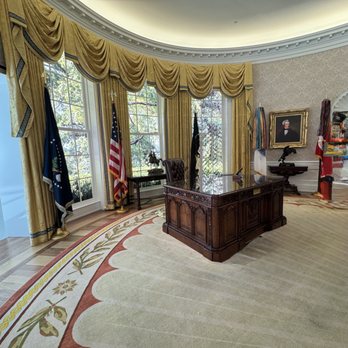 The People’s House - Replica Oval Office - Museums Near Me - Washington, DC, District of Columbia The People’s House - Replica Oval Office - Museums Near Me - Washington, DC, District of Columbia