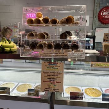 Morgan’s Dairy Bar - Ice Cream & Frozen Yogurt Near Me - Hickory, North Carolina Morgan’s Dairy Bar - Ice Cream & Frozen Yogurt Near Me - Hickory, North Carolina