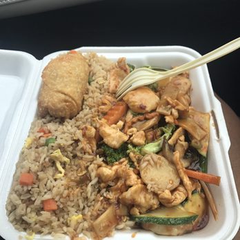 Ting Hao Chinese Restaurant - Hunan chicken lunch combo with egg roll (also came with soup) - Chinese Near Me - Salisbury, North Carolina Ting Hao Chinese Restaurant - Hunan chicken lunch combo with egg roll (also came with soup) - Chinese Near Me - Salisbury, North Carolina