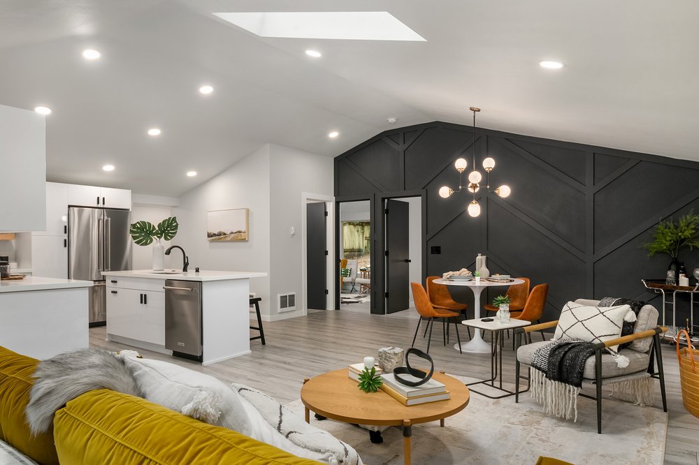 Slide of Blue Water Design Build