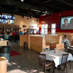 LA Crawfish - Dining room