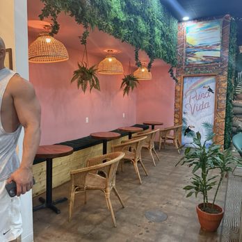 The Berni Bean Coffee - Lounge area, plenty of seating - Breakfast & Brunch Near Me - Dallas, Texas The Berni Bean Coffee - Lounge area, plenty of seating - Breakfast & Brunch Near Me - Dallas, Texas