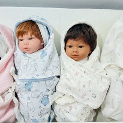 FAO Schwarz - Realistic baby dolls