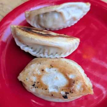 Zoe Ma Ma - Ma Ma's Potstickers - Chinese Near Me - Boulder, Colorado Zoe Ma Ma - Ma Ma's Potstickers - Chinese Near Me - Boulder, Colorado