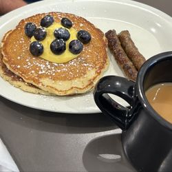 Eggs Up Grill - Lemon Blueberry Pancakes