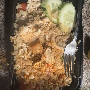 Thai District - Fried Rice with chicken  Crispy Pork Belly- was dry, no salt and pepper - Thai Near Me - Long Beach, California