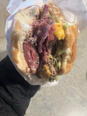 Burgers Supreme by null