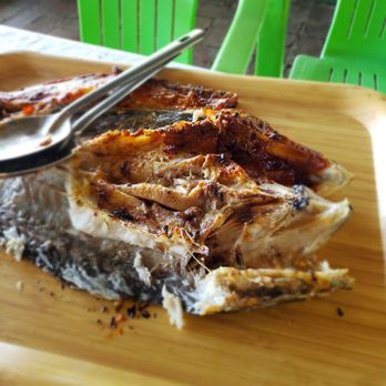 Los Bou Bous - Garlic fish and special sauce - Mexican Near Me - Acapulco, GRO