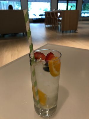 465 Bar and Restaurant by null