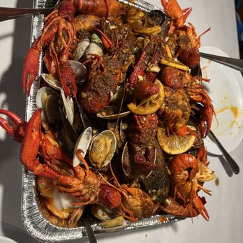 YUMMY CRAB - Updated July 2025 - 20 Reviews - 1235 E Kimberly Rd ...