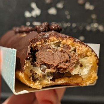 Eclair Bakery - Dark Chocolate Eclair - Bakeries Near Me - New York, New York Eclair Bakery - Dark Chocolate Eclair - Bakeries Near Me - New York, New York