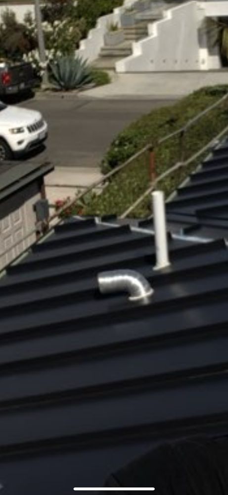 Slide of Handy Roof Solutions