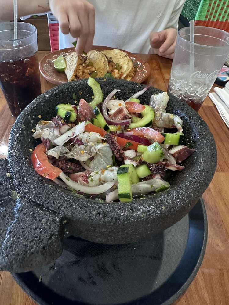 Picanteria el Cevichito Logo