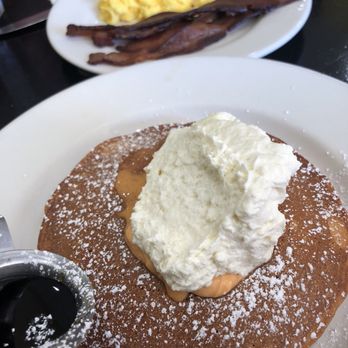 Bea Bea's - Coffee & Tea Near Me - Burbank, California Bea Bea's - Coffee & Tea Near Me - Burbank, California