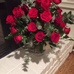Two dozen red roses