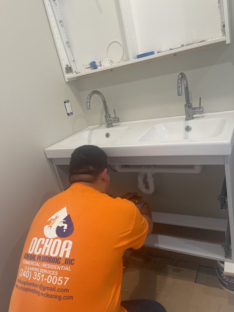 Slide of Ochoa Plumber and Service