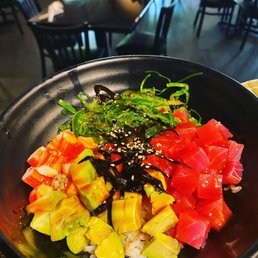 Tuna Poke Bowl