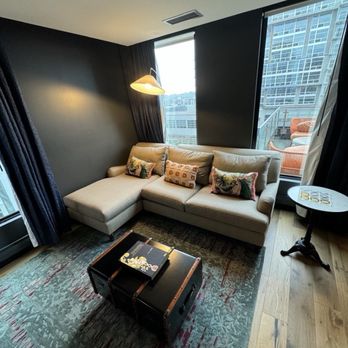 Moxy Madison Downtown - Living room - Hotels Near Me - Madison, Wisconsin
