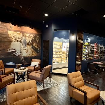 Cedar Room - Newly designed lounge - Coffee & Tea Near Me - Scottsdale, Arizona Cedar Room - Newly designed lounge - Coffee & Tea Near Me - Scottsdale, Arizona