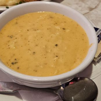 Silver Diner - Kickin' Crab & Corn Chowder - Diners Near Me - Falls Church, Virginia