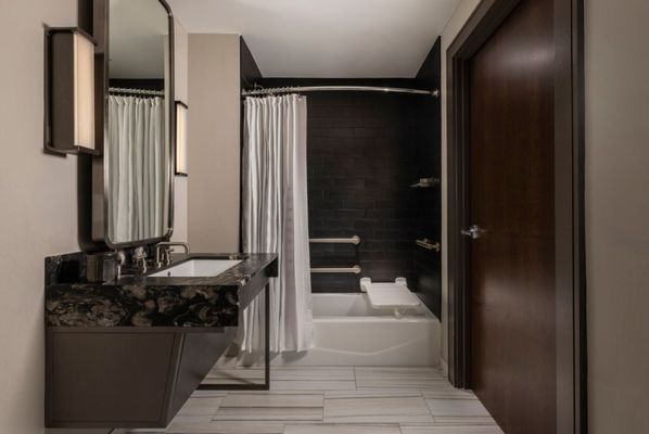 The Tess, Autograph Collection by null