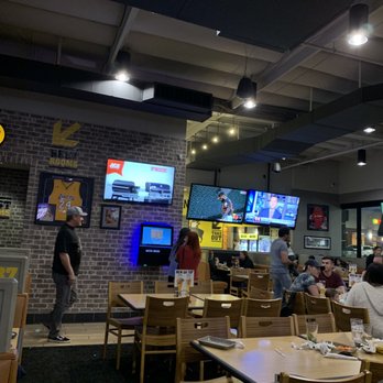 Buffalo Wild Wings - Empty - Chicken Wings Near Me - Lake Forest, California Buffalo Wild Wings - Empty - Chicken Wings Near Me - Lake Forest, California