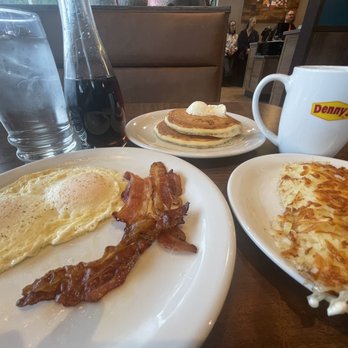 Denny's - Delish !! - Breakfast & Brunch Near Me - Poulsbo, Washington