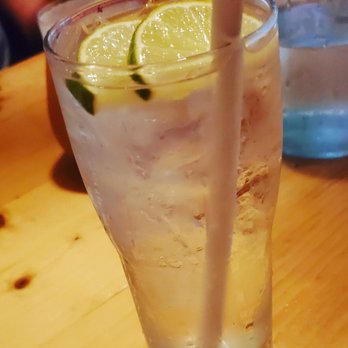 Krust Pizza & Bourbon Bar - Vanilla vodka and seltzer - Pizza Near Me - Middletown, Connecticut Krust Pizza & Bourbon Bar - Vanilla vodka and seltzer - Pizza Near Me - Middletown, Connecticut