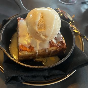 Fuse'd - Bread Pudding - New American Near Me - Plainfield, Illinois
