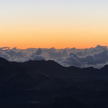 Skyline Hawaii - Haleakalā sunrise - Tours Near Me - Kahului, Hawaii