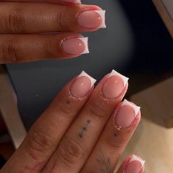 StarNailsBar - Classic French, always in style!
