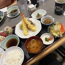 Sashimi & Tempura Teishioku