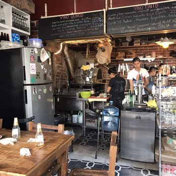Nosferatu - Open kitchen, tiny but airy space. - Pizza Near Me - Ciudad de México, DIF Nosferatu - Open kitchen, tiny but airy space. - Pizza Near Me - Ciudad de México, DIF