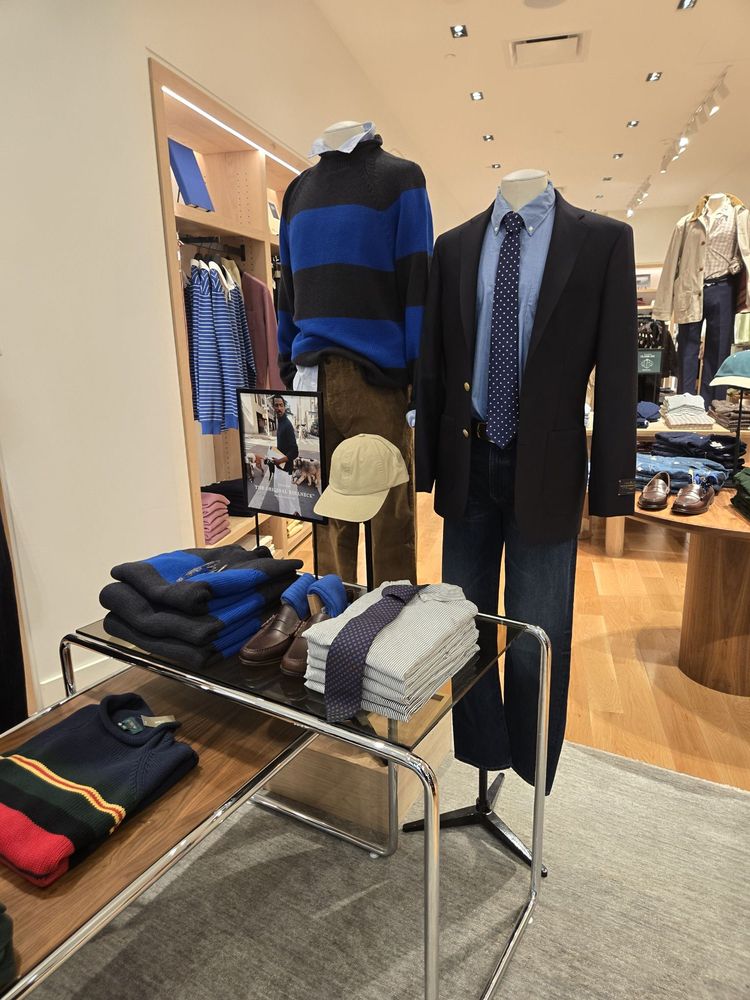 J Crew Logo
