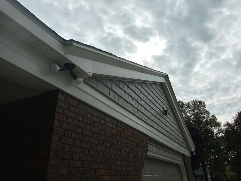 Slide of H I C Handyman Service