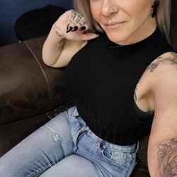 Twisted Ink Tattoo Studio - Bevie