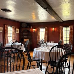 White Horse Tavern - Dining area