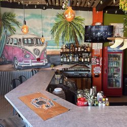 Beach Burger Bar & Grill - Bar area
