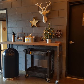 Back Road Coffee Roasters - Self-serve DIY area - Coffee Roasteries Near Me - Mississauga, Ontario