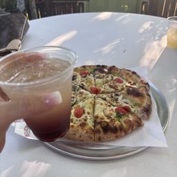 Pizza and black berry marg Pizza and black berry marg