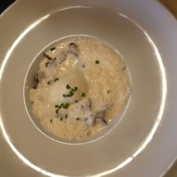 Le Boeuf à la Mode - The perfect egg with wild mushrooms - French Near Me - Versailles, 78 Le Boeuf à la Mode - The perfect egg with wild mushrooms - French Near Me - Versailles, 78