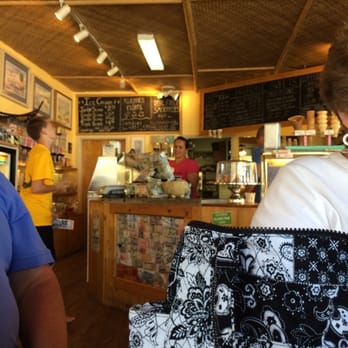 Paradise Sweets - Inside the store! - Coffee & Tea Near Me - St. Pete Beach, Florida